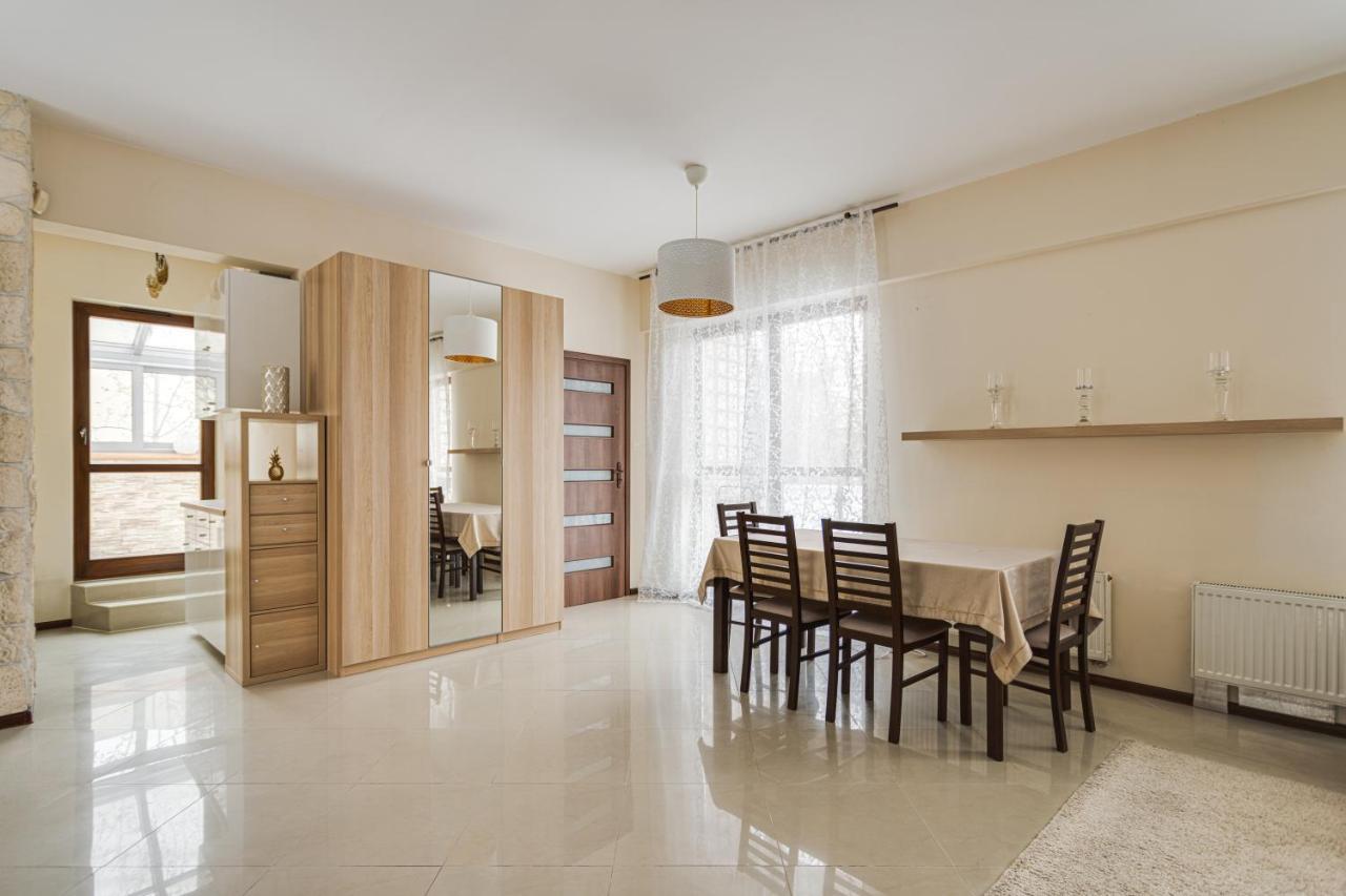 Apartament Wiktoria Wilanow Leilighet Warszawa Eksteriør bilde